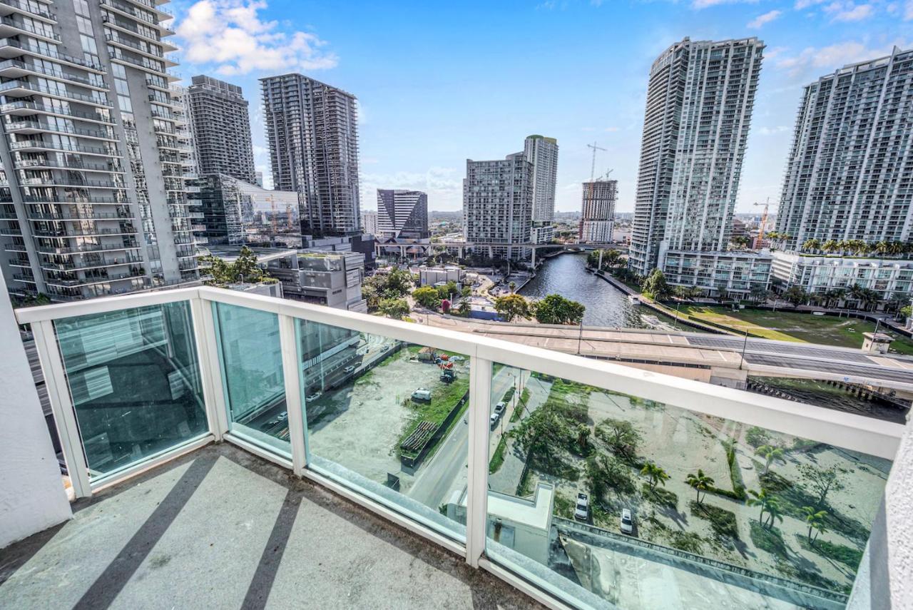Iconic 2 Bedroom Loft Brickell-Stunning Views Miami Esterno foto